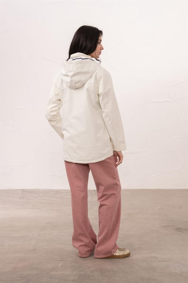 Lighthouse Clothing Lighthouse Clothing Women's Beachcomber Waterproof Jacket Spring Sumer Outdoor Coat in Off-White - 3