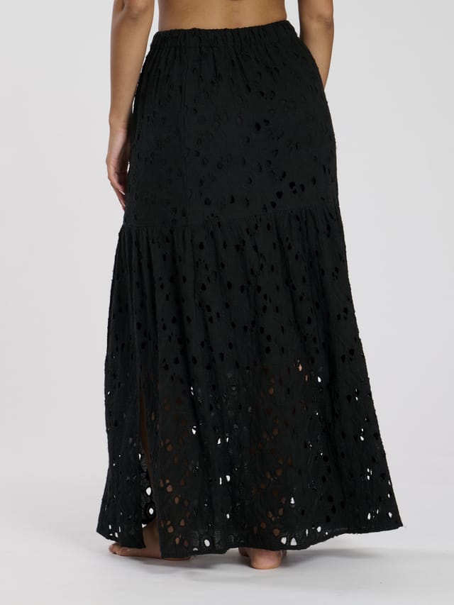 South Beach South Beach Women's Broderie Midi Skirt in Black - 3