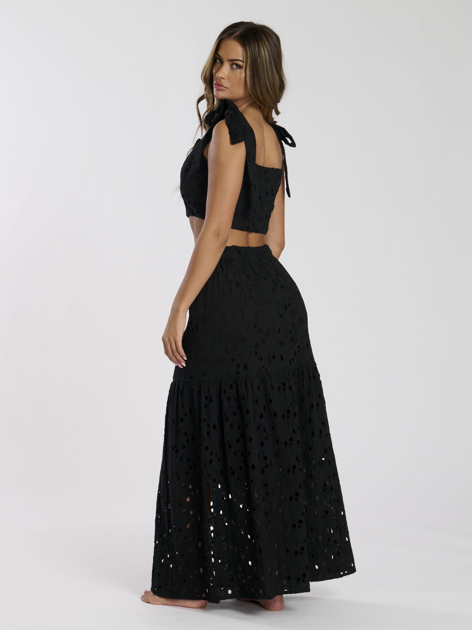 South Beach South Beach Women's Broderie Midi Skirt in Black - 4