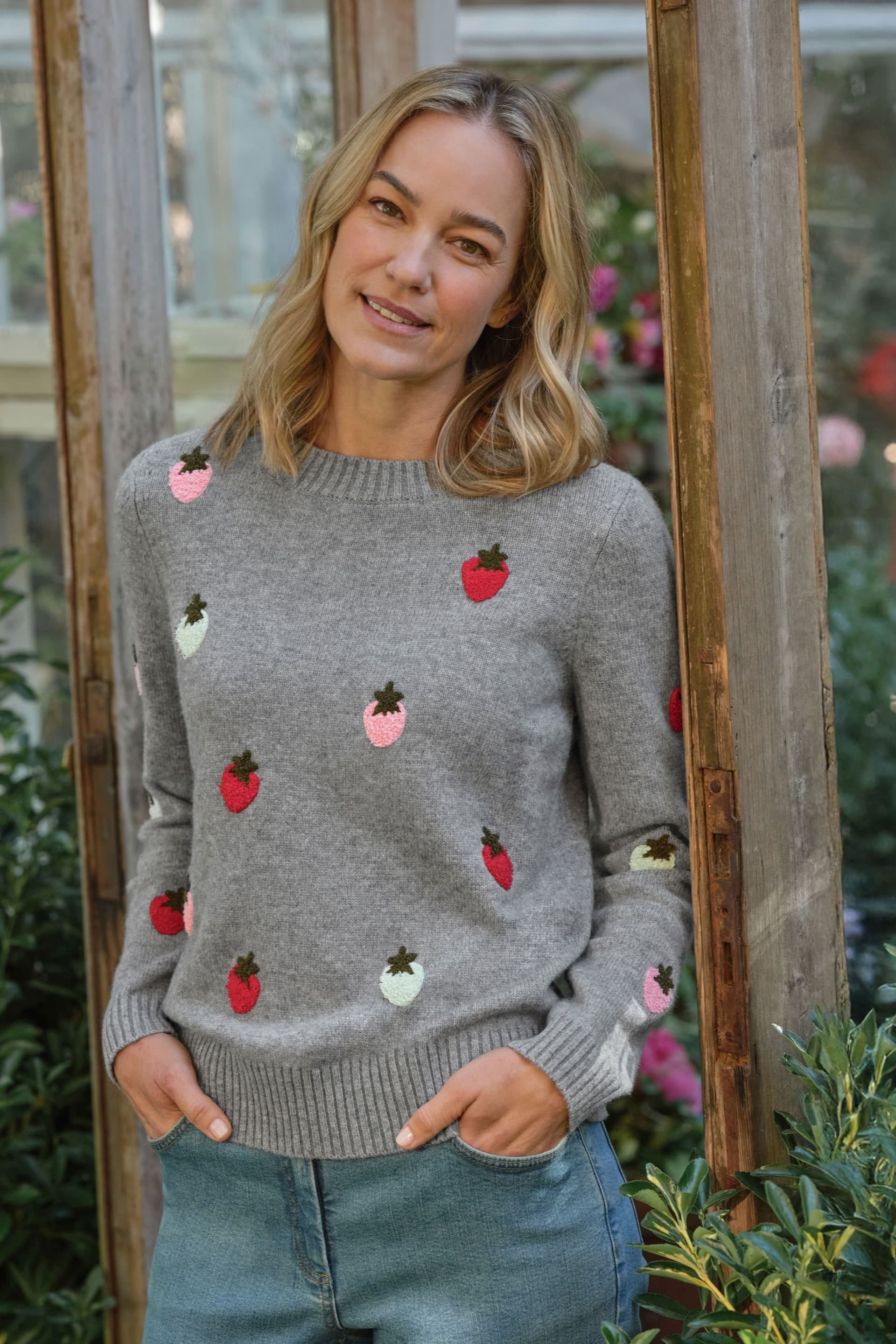 WoolOvers WoolOvers Women's Strawberry Jumper