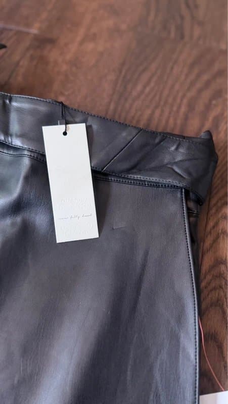 Never Fully Dressed Never Fully Dressed Black Faux Leather Jaspre Wrap Mini Skirt – Size 6