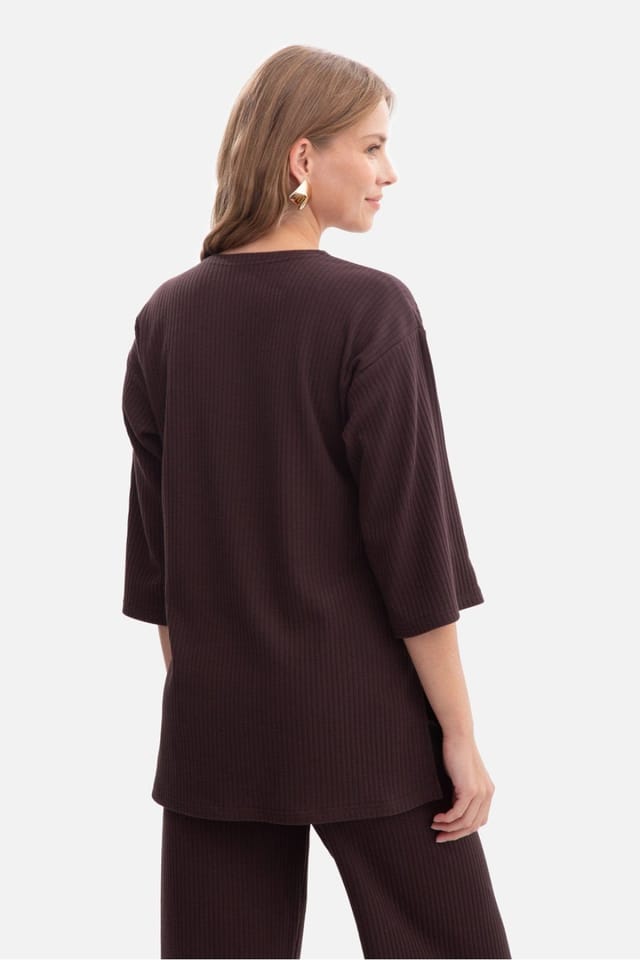 Love Lace Love Lace Women's Ribbed Oversized Pullover Blouse with Slits in Brown - 3