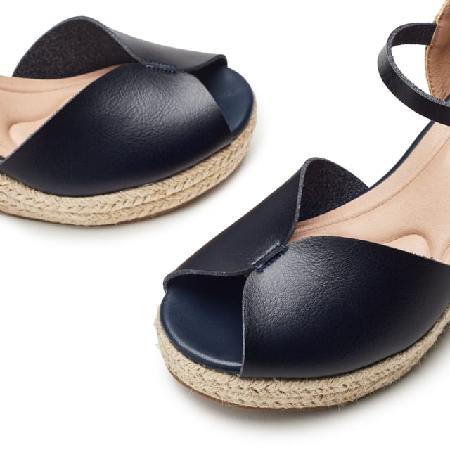 Moda In Pelle Moda In Pelle Women's 'Nolaa' Porvair Wedges in Navy - 3