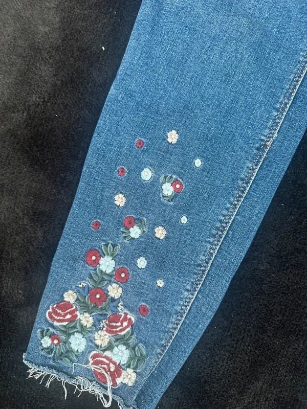 New Look Embellished ankle grazer skinny jeans