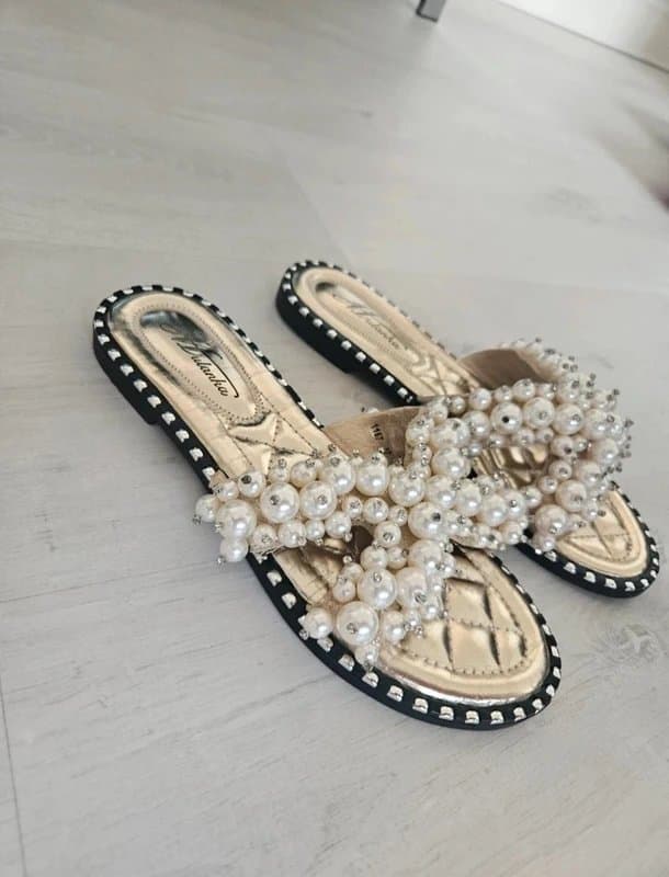 DLSB Dlsb Womens new 4 pearl embellished sandals flats shoes summer white gold dressy casual