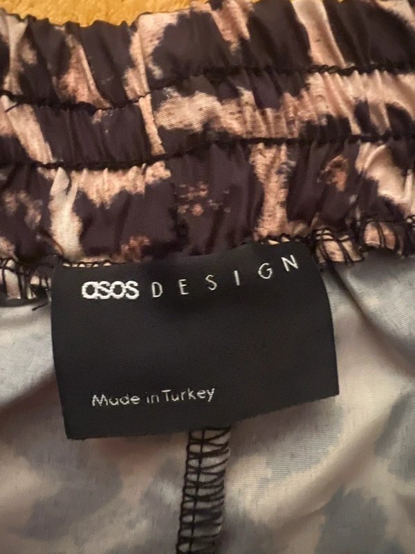 ASOS ASOS design leopard print lace trim shorts - 1