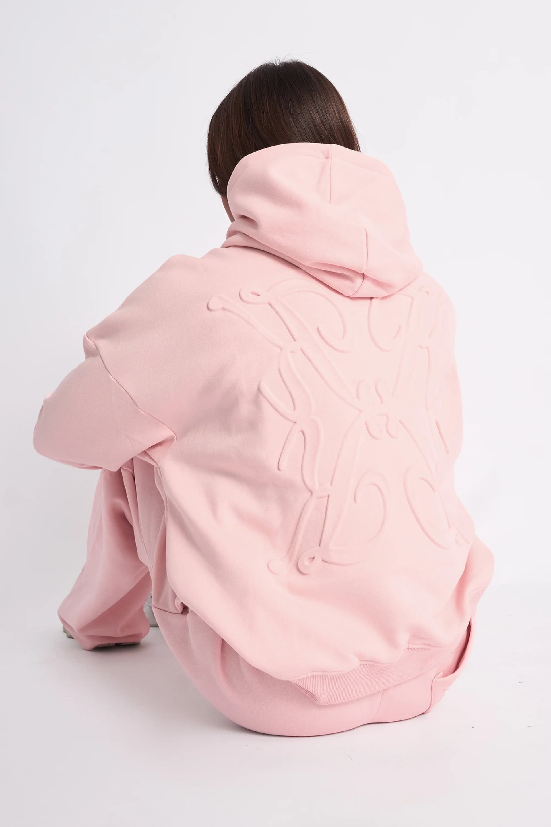 Kaiia Kaiia Logo Embossed Oversized Hoodie in Pale Pink