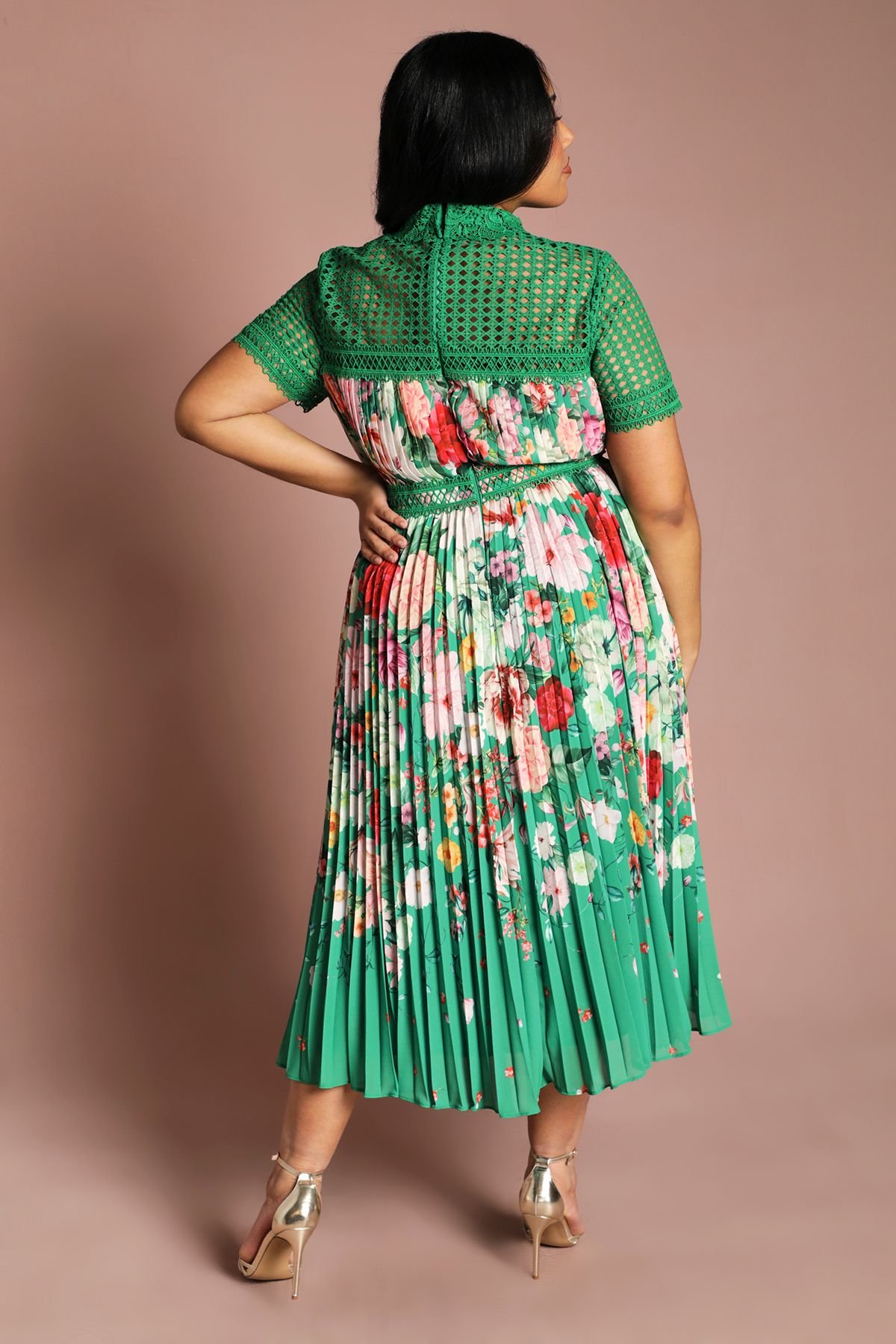 Coast Coast Women's Plus Lace Pleated Placement Print Midi Dress in Green - 3