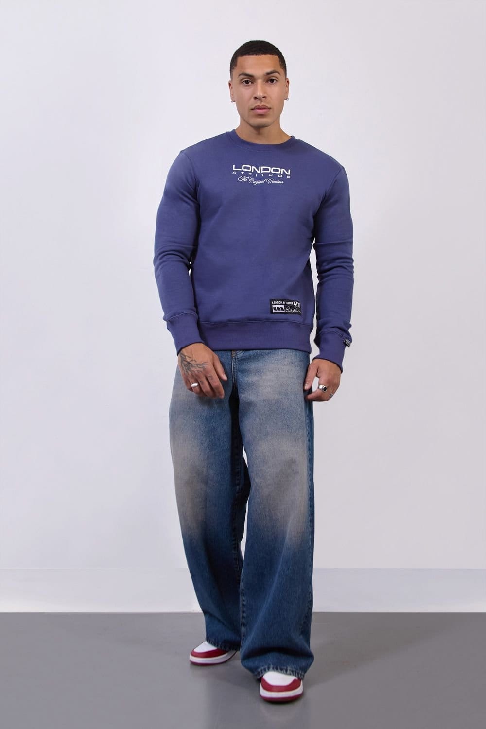 LONDON ATTITUDE LONDON ATTITUDE Men's Navy Blue Japanese-inspired Crewneck Sweatshirt - 4