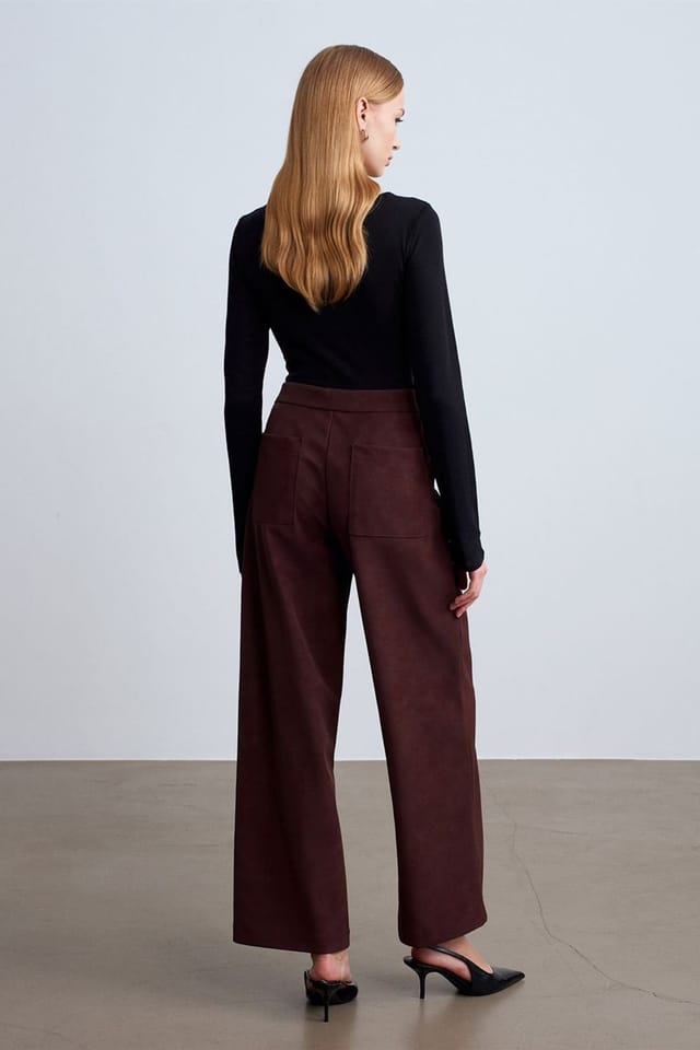 Dilvin Dilvin Women's High-Waist Wide-Leg Faux Suede Trousers in Dark Brown - 3