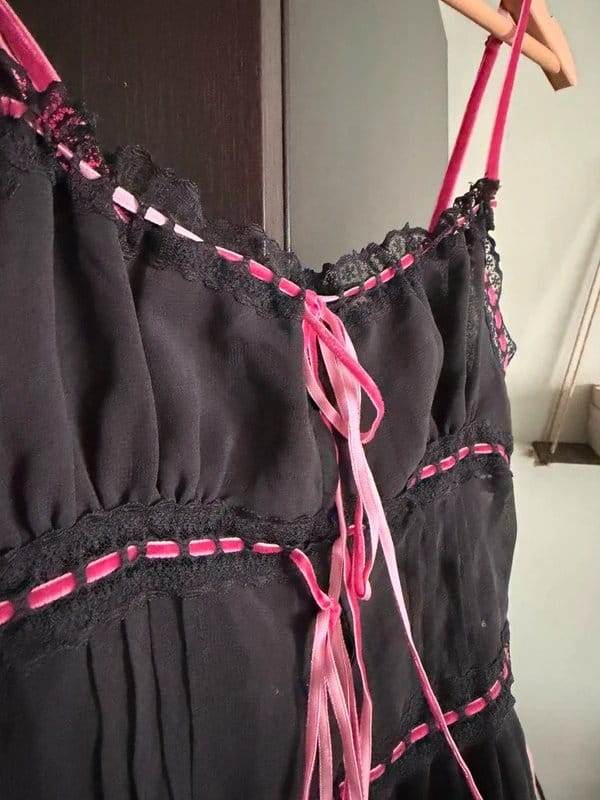 Kimchi Blue Black & Pink Ribbon Lace Cami Top - Size XS