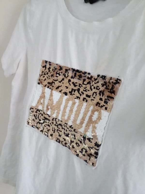 Pink Vanilla Ladies size 10 white sequin front embellished amour tshirt top bling - 1