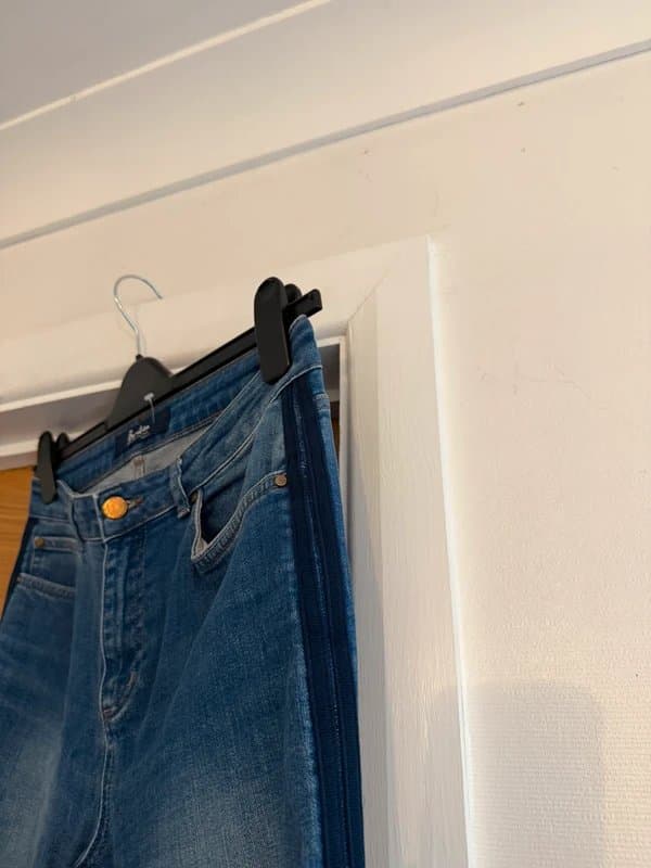 Boden Boden The Cavendish Mid Blue Denim Cotton Blend Side Stripe Girlfriend Mid Rise Straight Leg Jeans