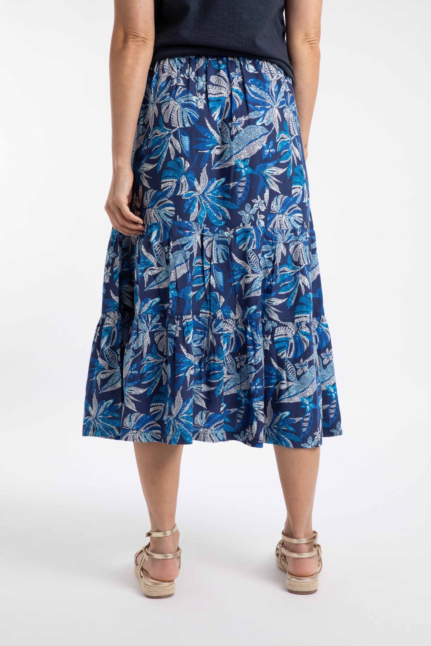 Weird Fish Weird Fish Women's Cassis Printed Tiered Skirt in Dark Indigo - 3