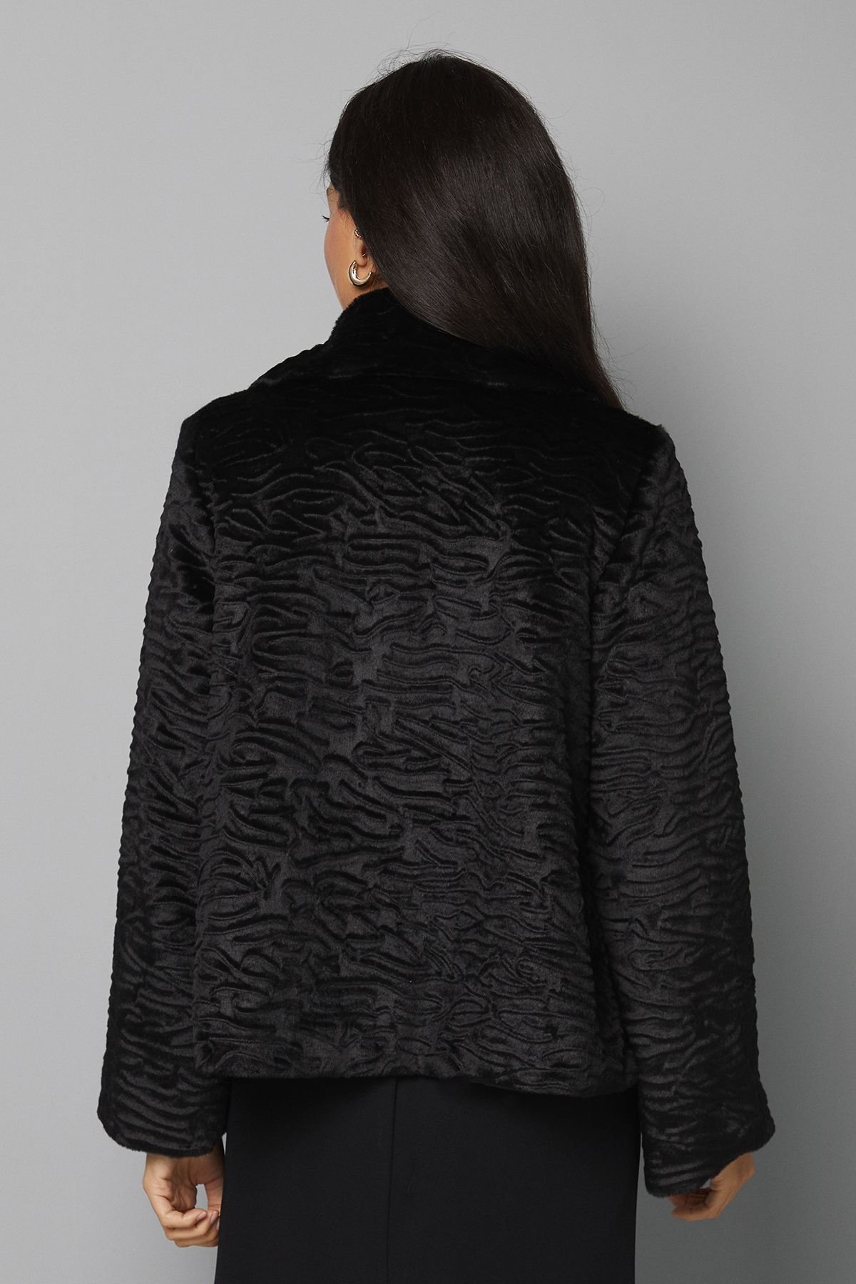 Wallis Wallis Women's Faux Fur Collar Detail Coat in Black - 3