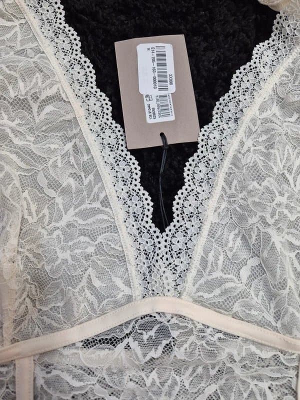 River Island river island cream lace bodysuit size 14 852
