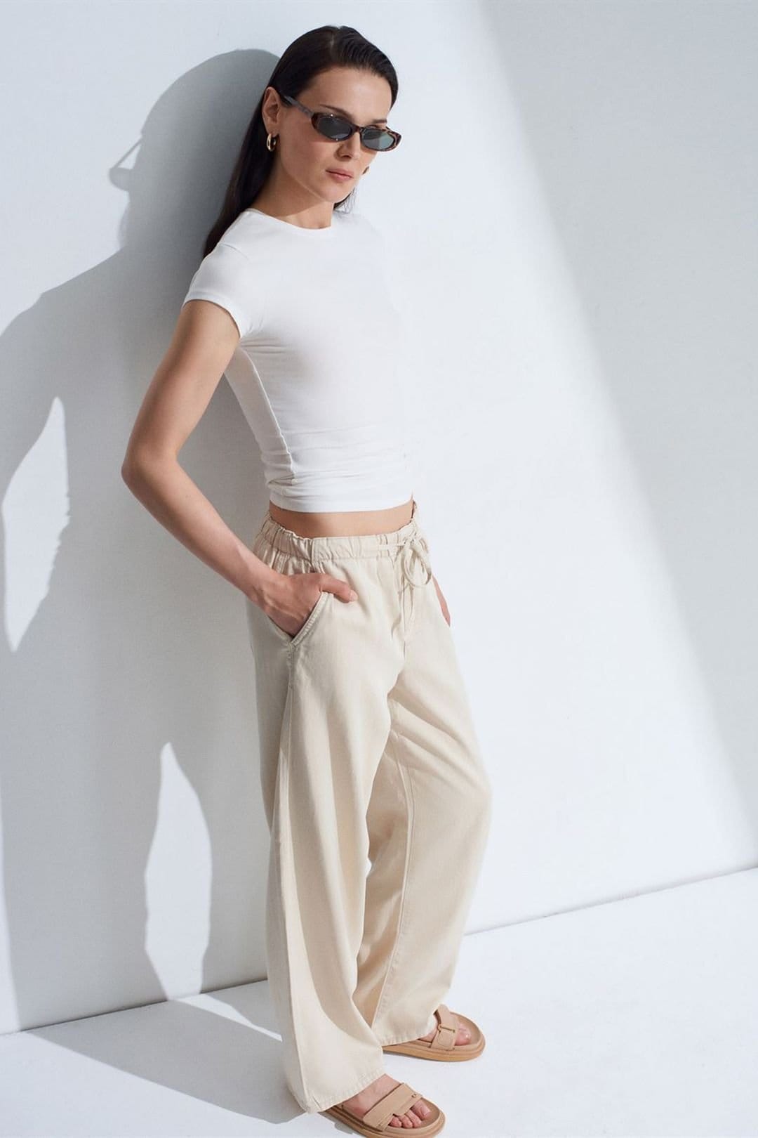 beige