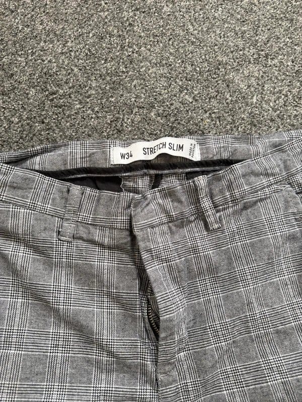 New Look Black and Grey Stretch Slim Trousers