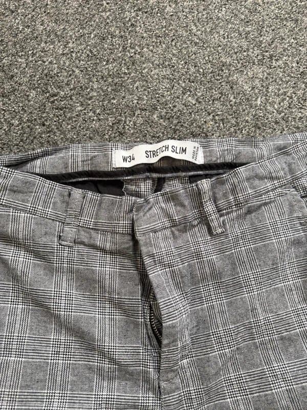 New Look New Look smart trousers in black and grey