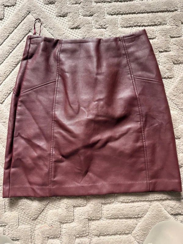 New Look Burgundy leather skirt size 8