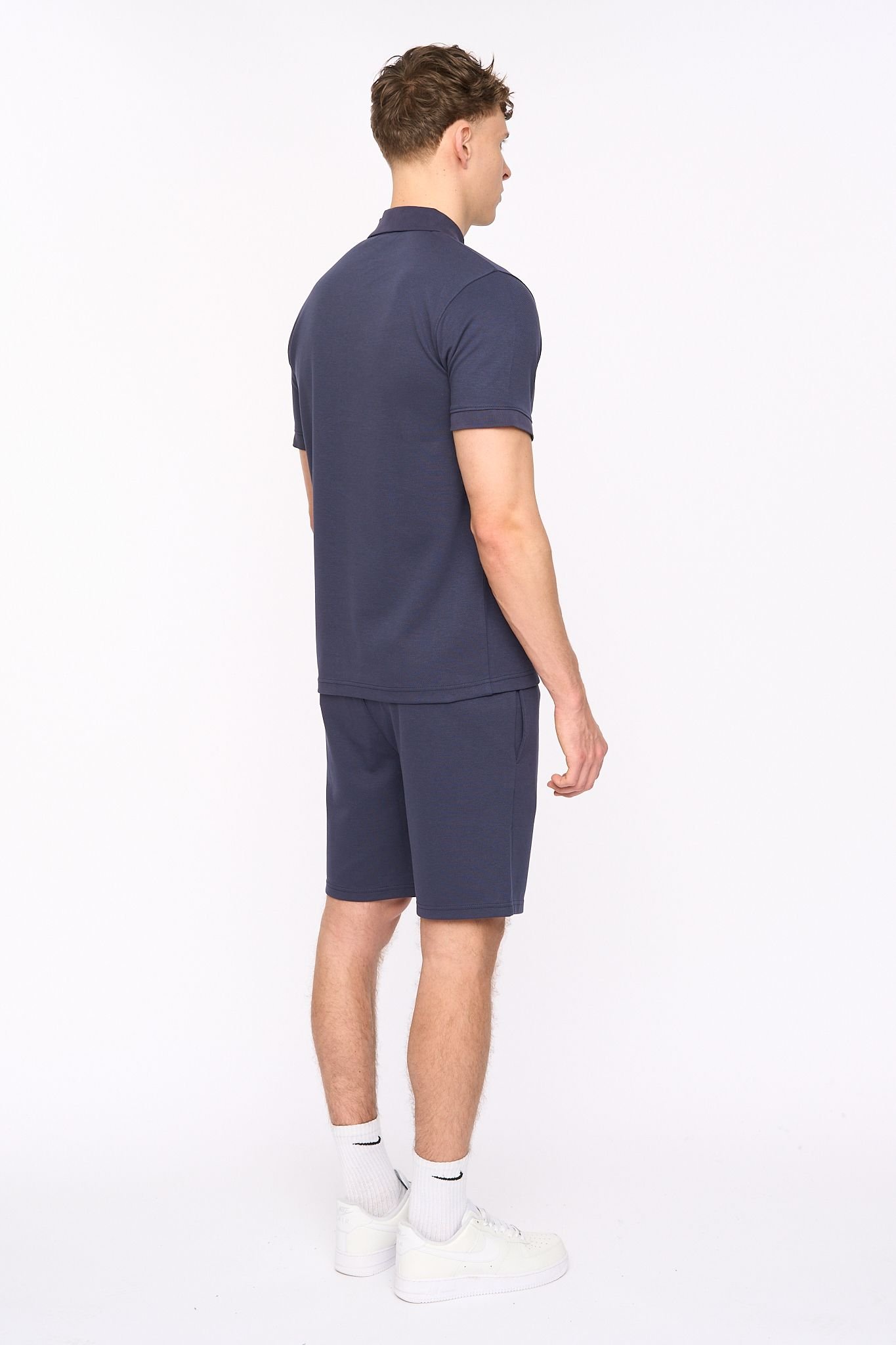 Duck and Cover Duck and Cover Men's Sherborn Smart Zip Polo with Sleeve Panels in Blue - 2