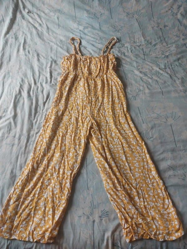 Shein Shein yellow floral print jumpsuit. Size large.