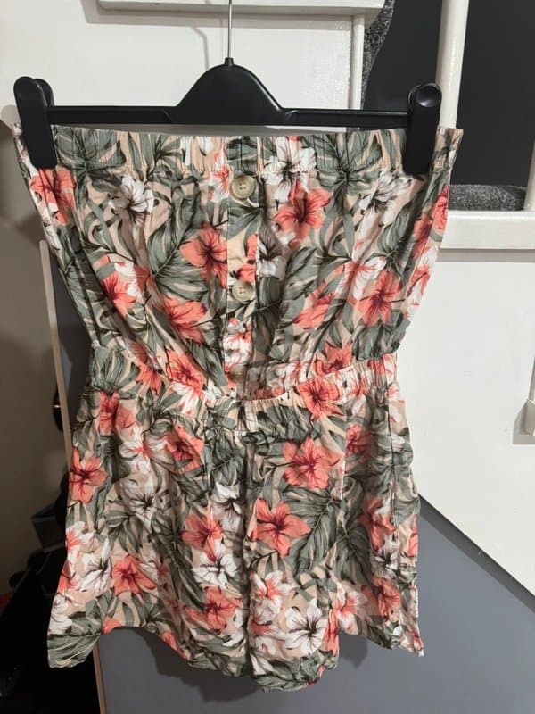 New Look Ladies floral playsuit size 12