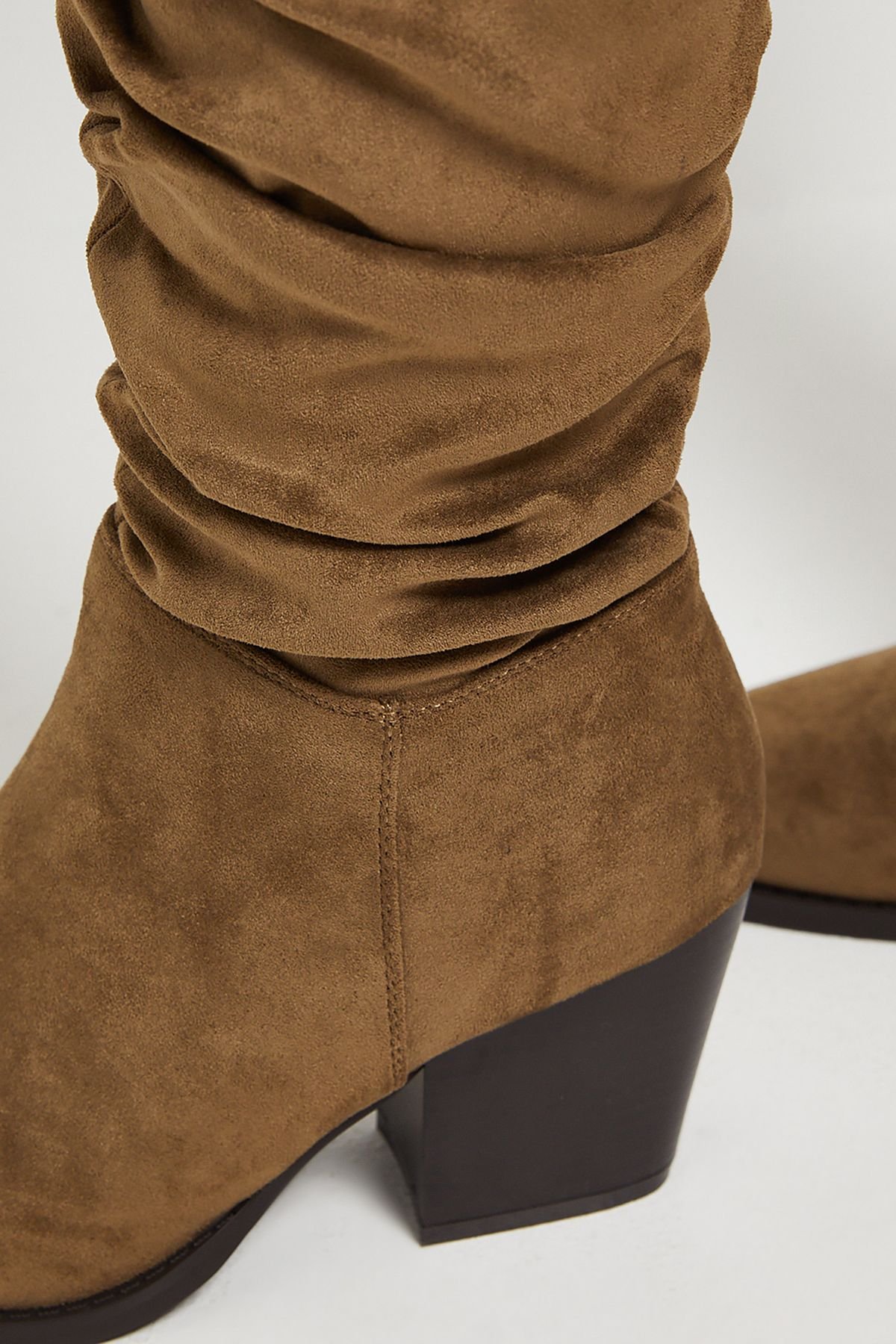 Dorothy Perkins Dorothy Perkins Women's Lessie Faux Suede Ruched Western Calf Boots in Olive - 4