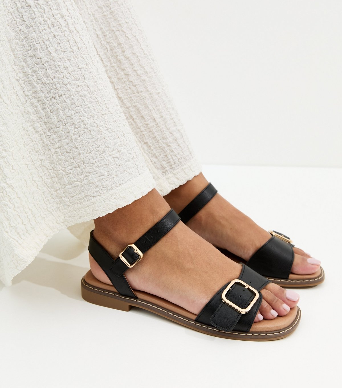 New Look Women's Black Buckled Strap Faux Leather Sandals Vegan New Look - 2