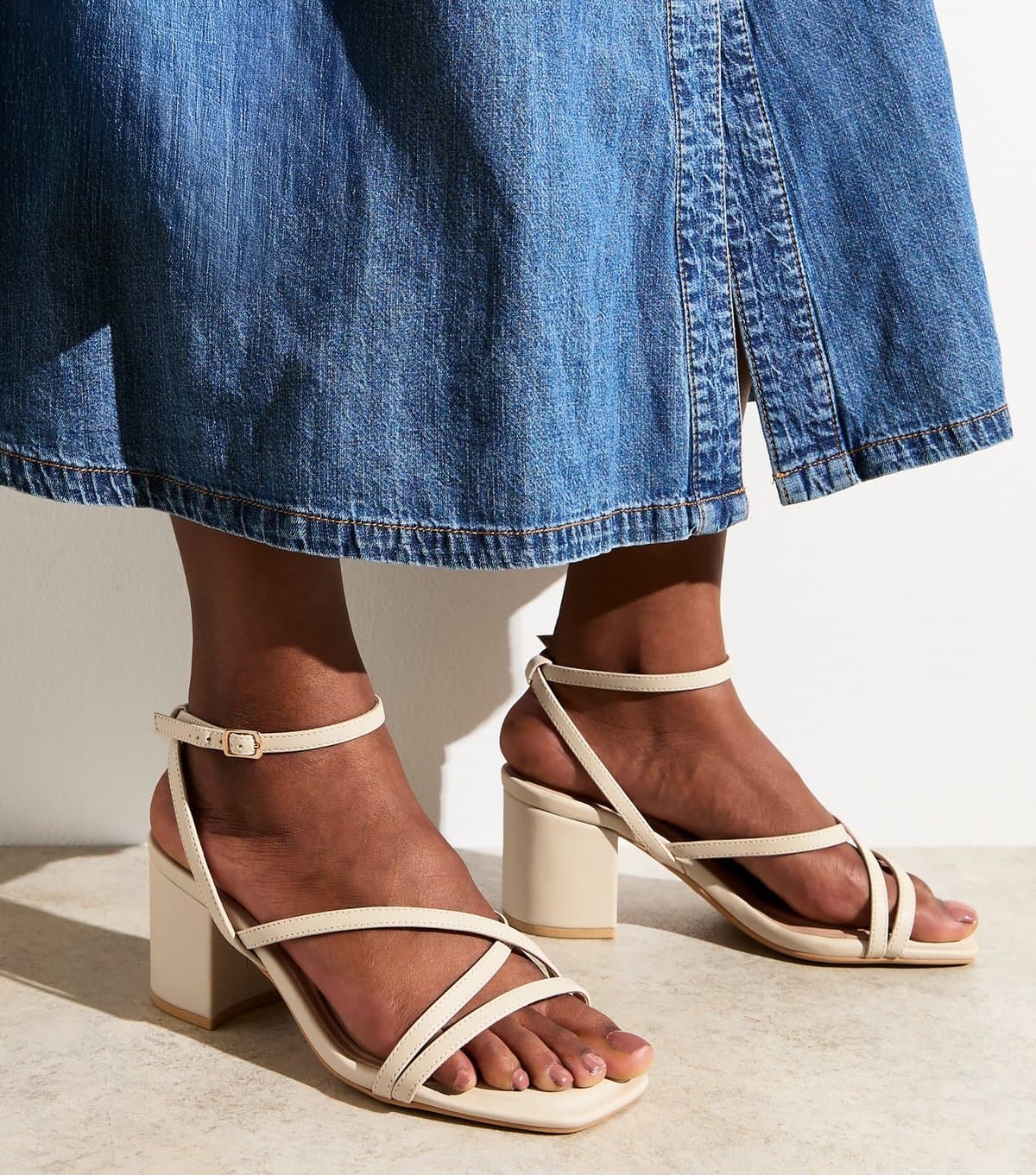 New Look Women's Extra Wide Fit Off White Block Heel Multi Strap Sandals Vegan New Look