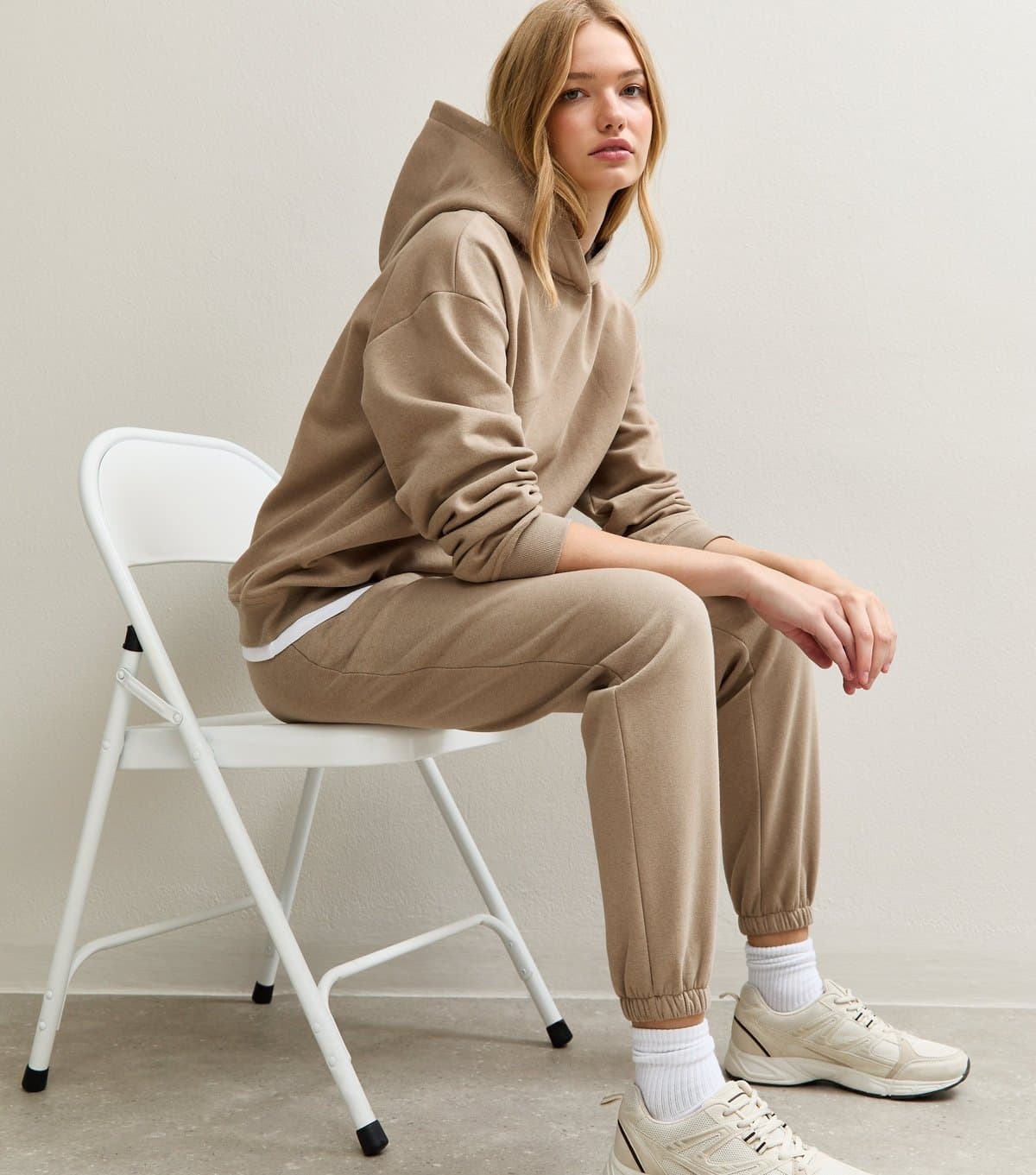 New Look Women's Camel Cuffed Ankle Joggers New Look
