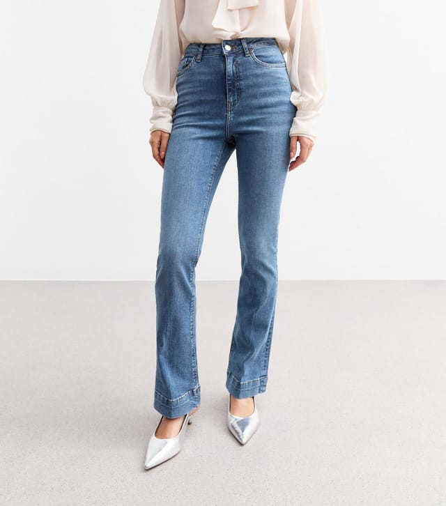 New Look Women's Blue Flared Jeans New Look - 2