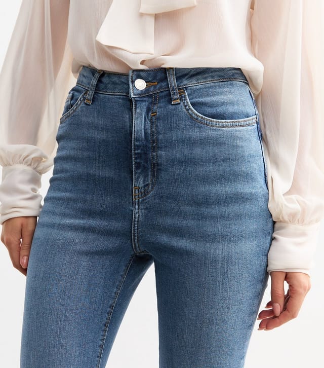 New Look Women's Blue Flared Jeans New Look - 3