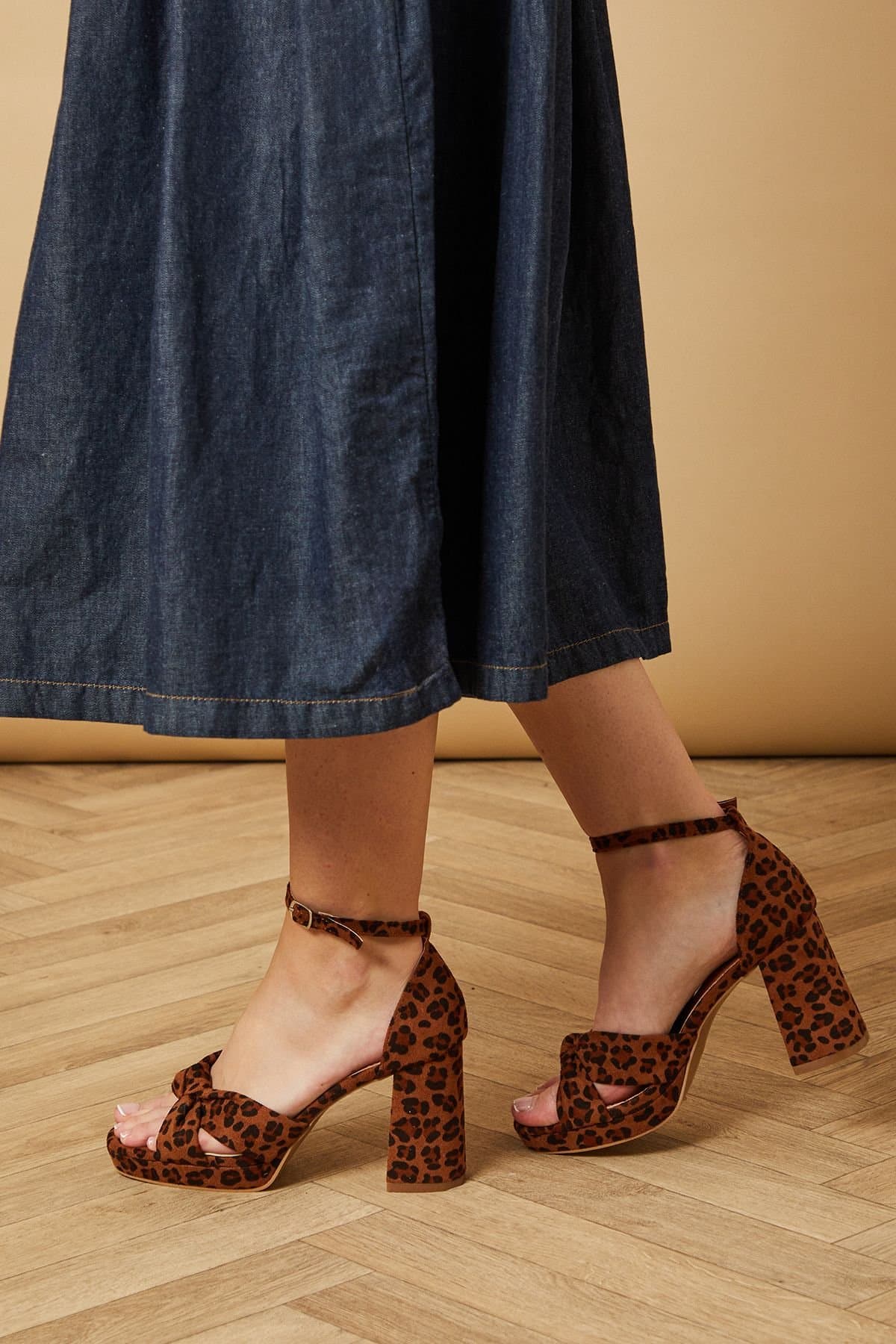 Oasis Oasis Women's Narina Leopard Faux Suede Knotted Platform High Block Heel Sandals