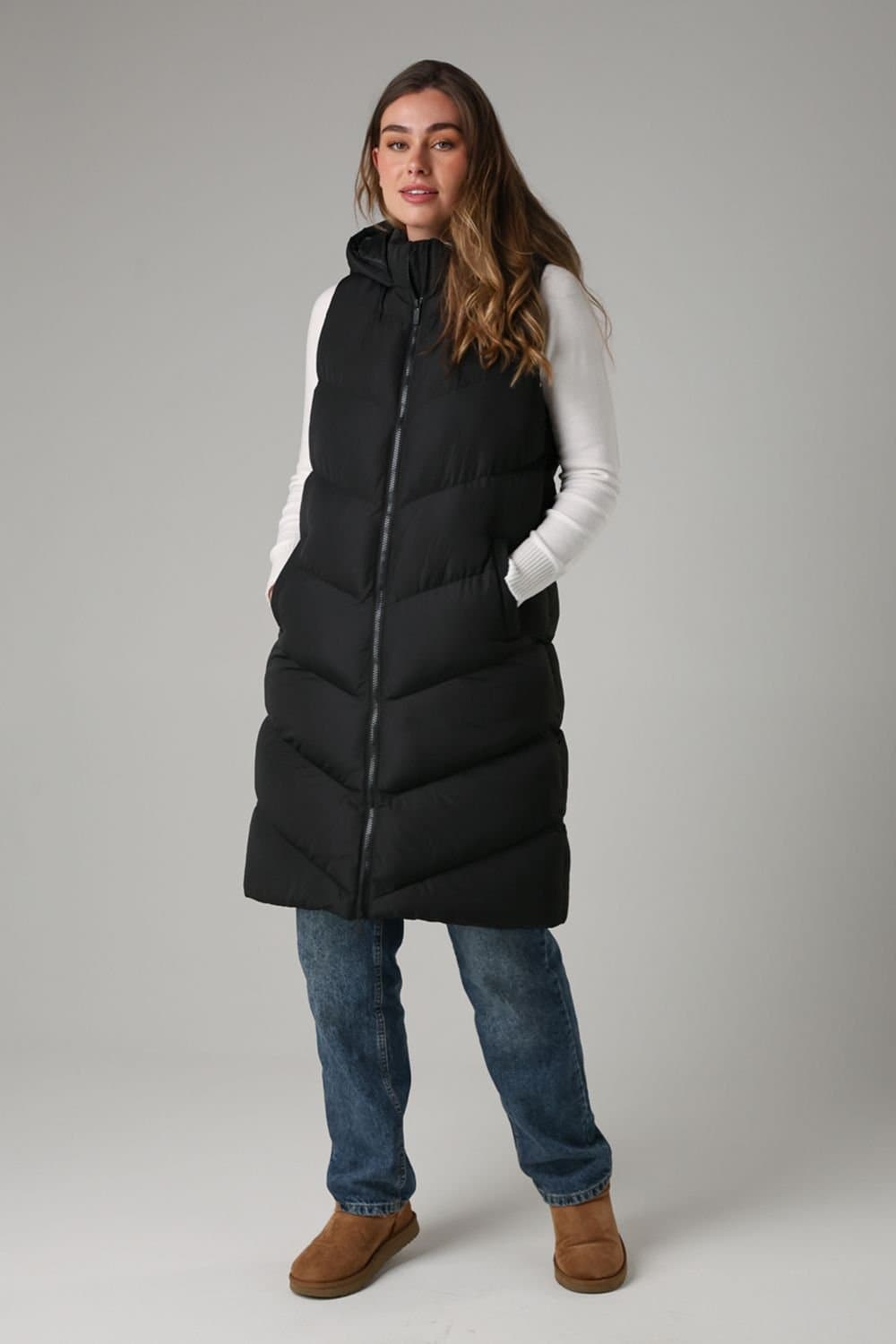 French Connection French Connection Women's Midi Quilted Gilet with Hood in Black