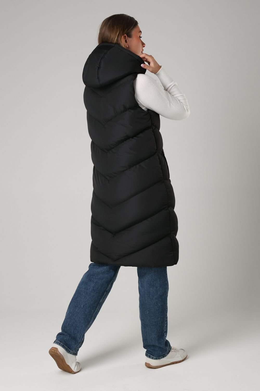 French Connection French Connection Women's Midi Quilted Gilet with Hood in Black - 2