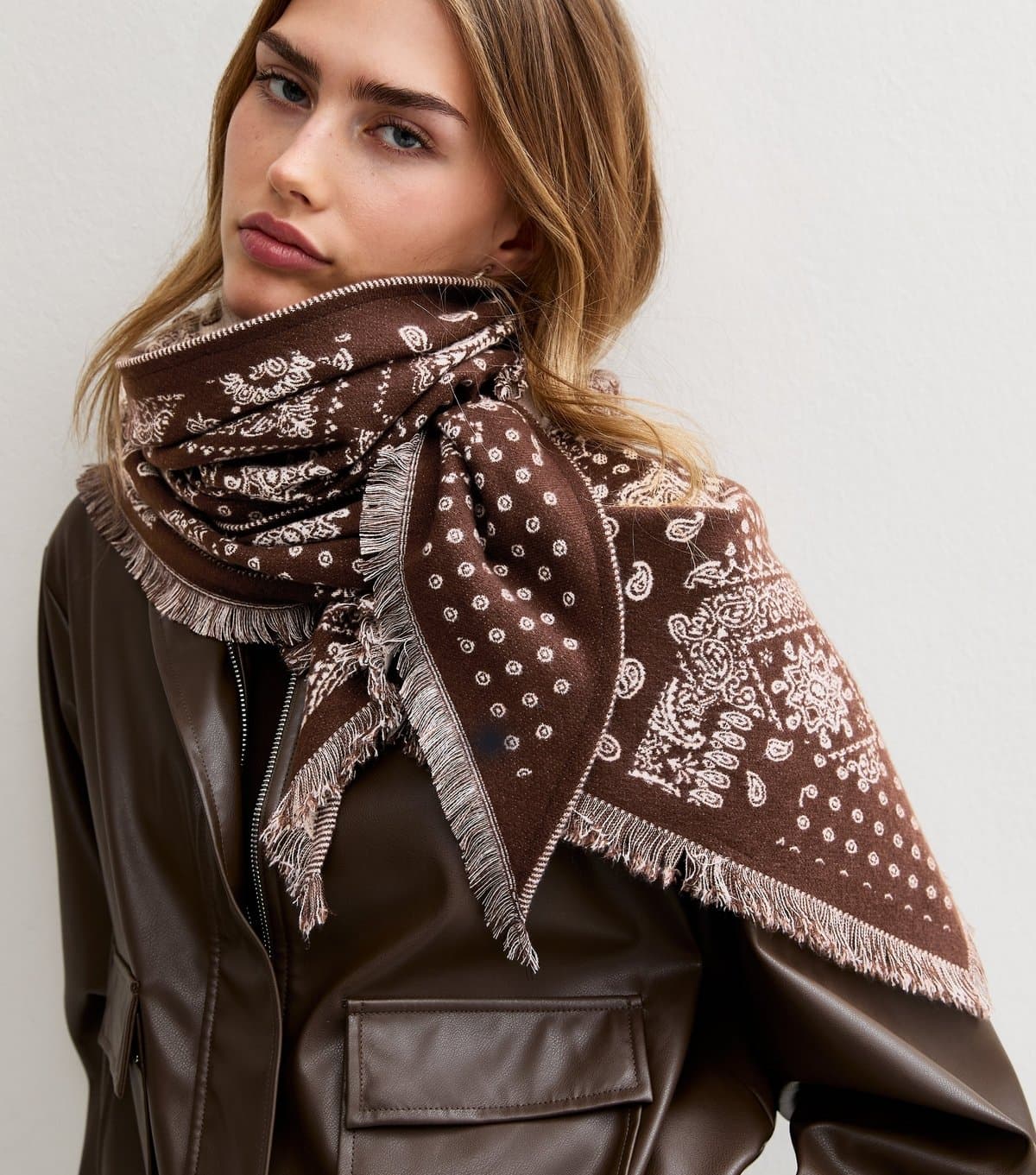 New Look Brown Paisley Knit Triangle Shawl Scarf New Look