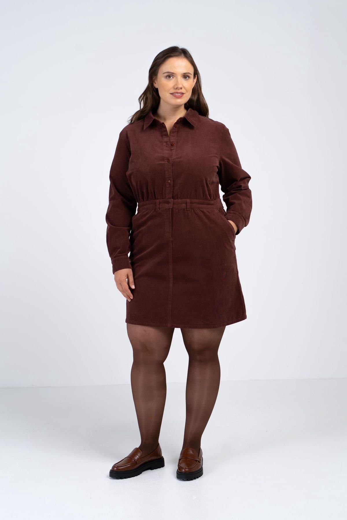 Kettlewell Kettlewell Women's Jamie Cord Dress in Chocolate