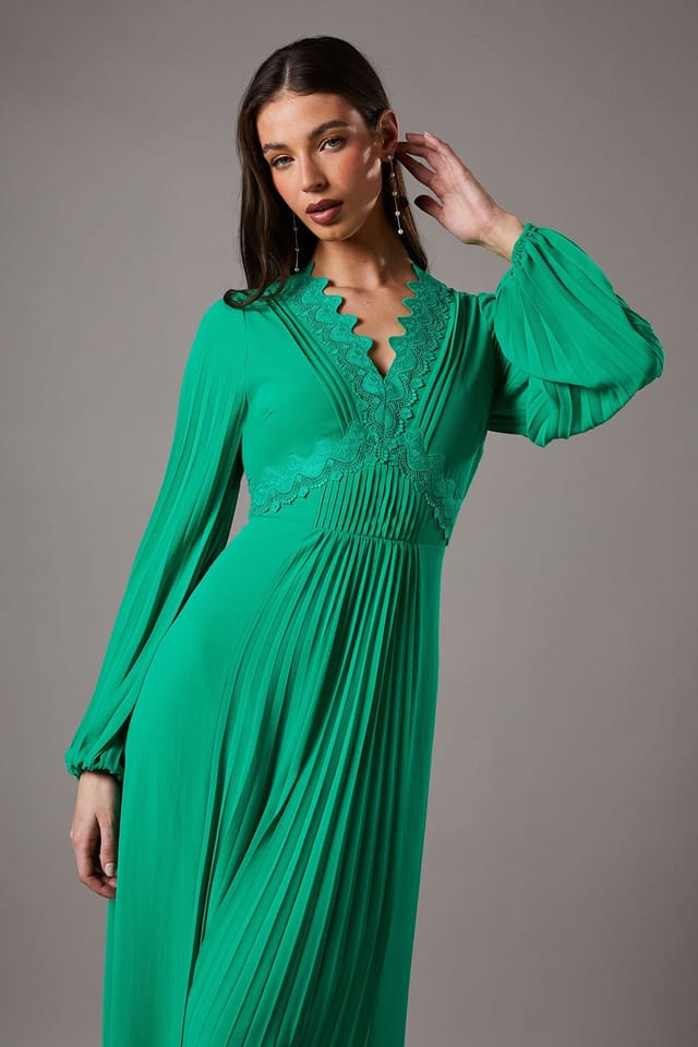 Coast Coast Women's Pleat Detail Lace Trim Maxi Dress in Green - 2