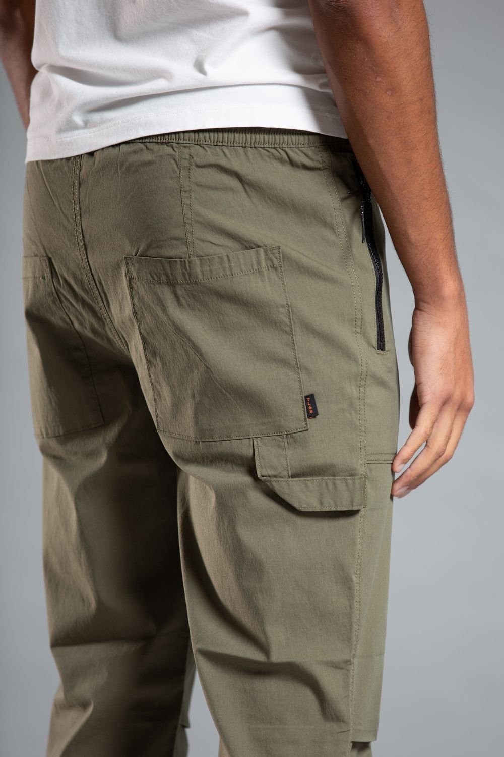 Tokyo Laundry Tokyo Laundry Men's Cotton Cargo Trousers in Khaki - 4