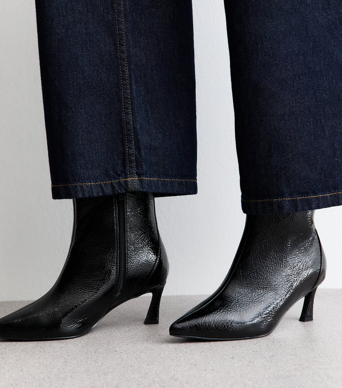 New Look Women's Wide Fit Faux Leather Textured Pointed Toe Ankle Boots Vegan New Look - 2