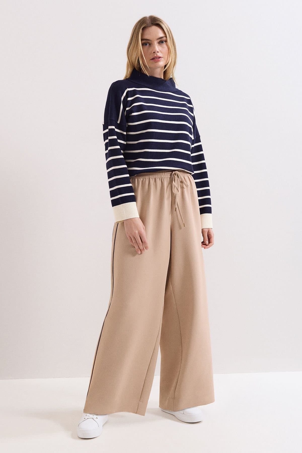 Phase Eight Phase Eight Women's Wide Leg Stripe Detail Skye Trousers in Light Beige
