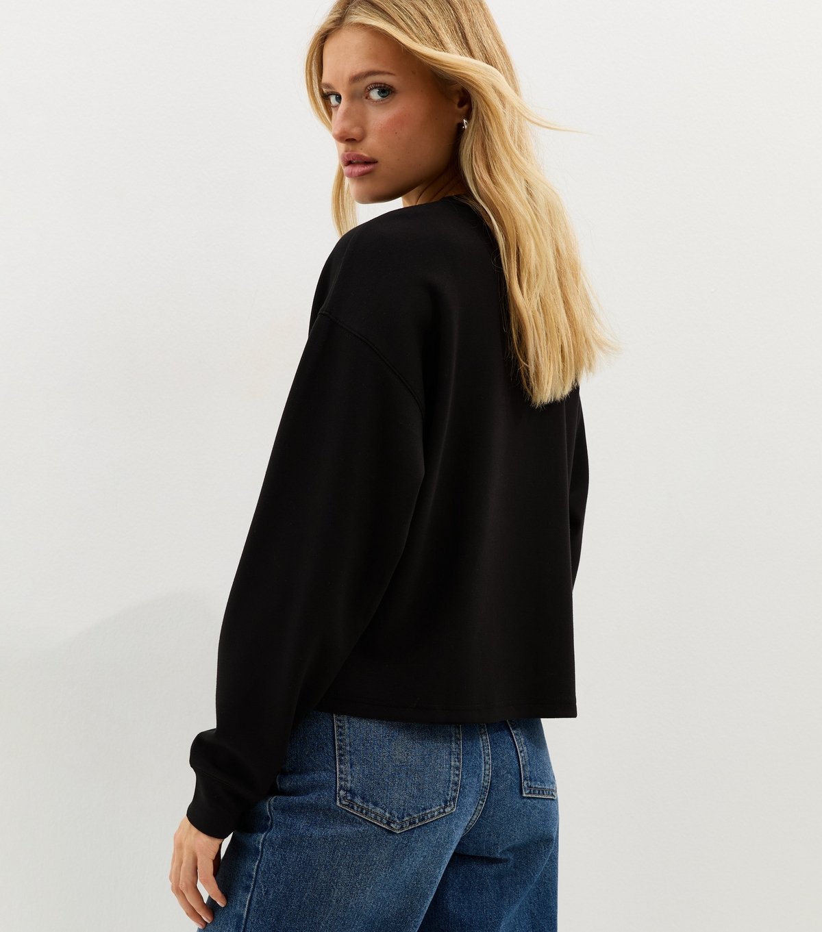 New Look Women's Premium Black Sweatshirt New Look - 4