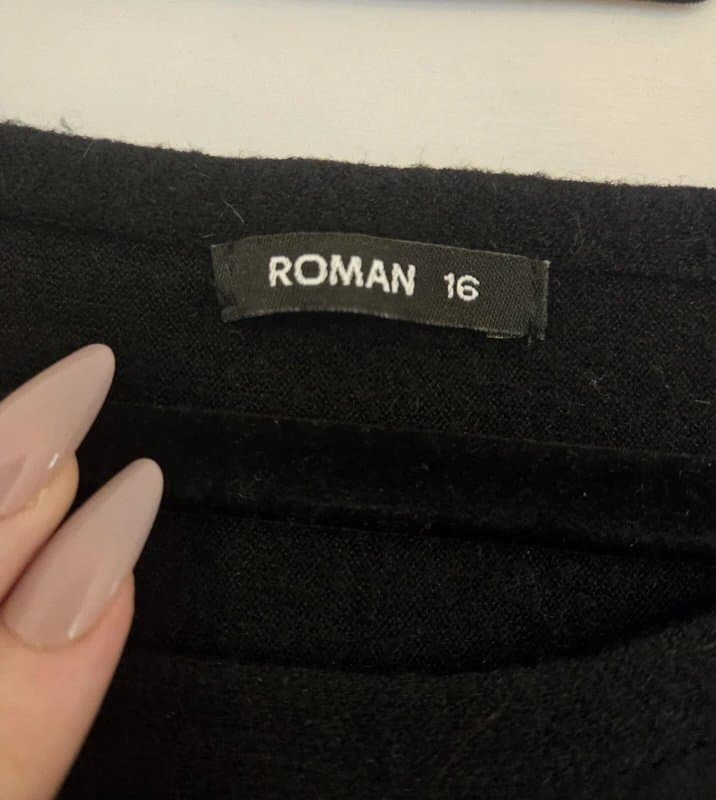 ROMAN Ladies size 16 Roman Black Star Embellished long sleeve jumper