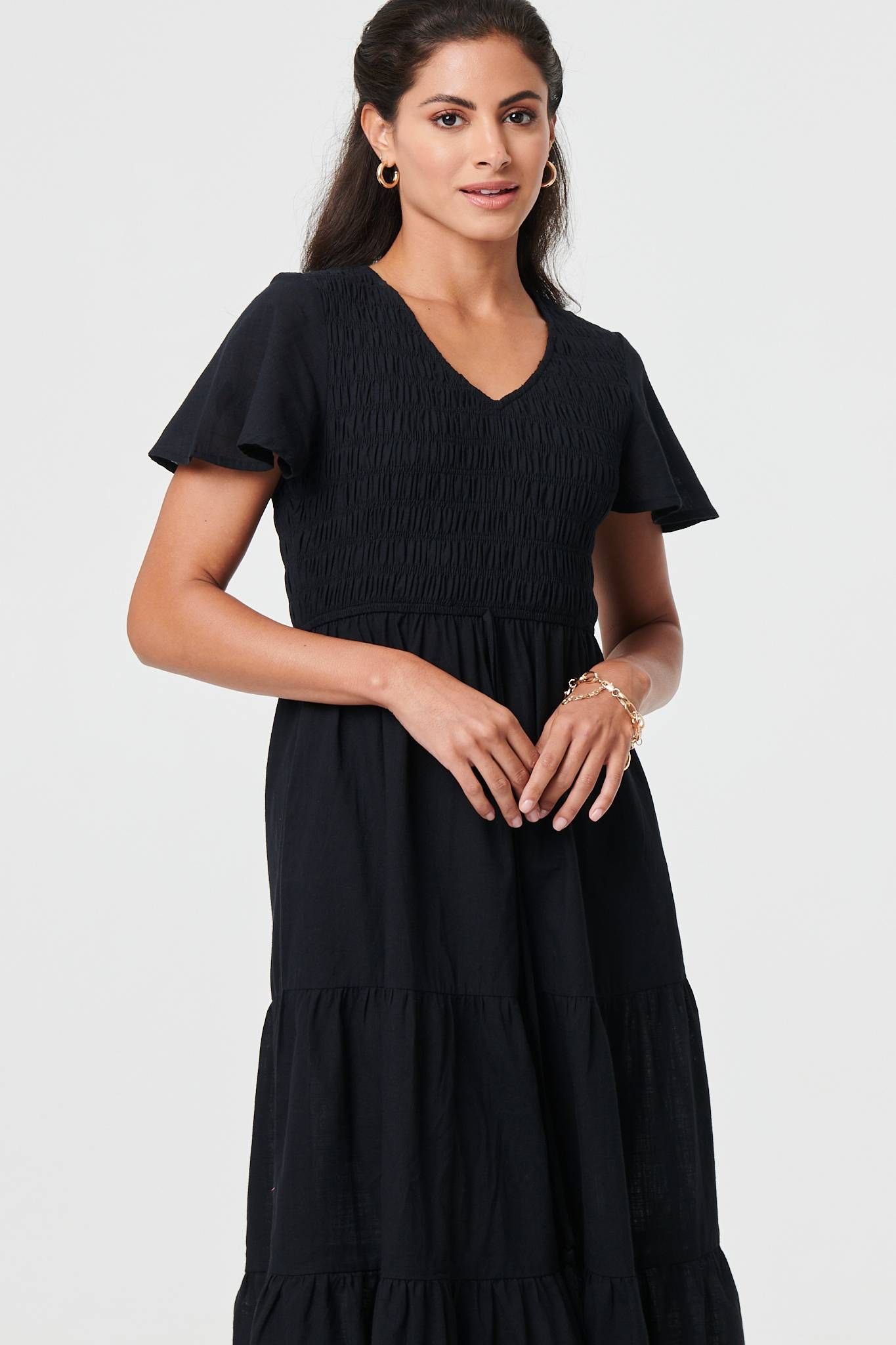 Izabel London Izabel London Women's Smocked Flared Sleeve Tiered Midi Dress in Black - 4