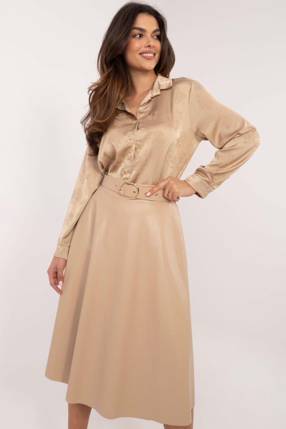 Love Lace Love Lace Women's Flared Imitation Leather Elastic Waist Skirt in Beige