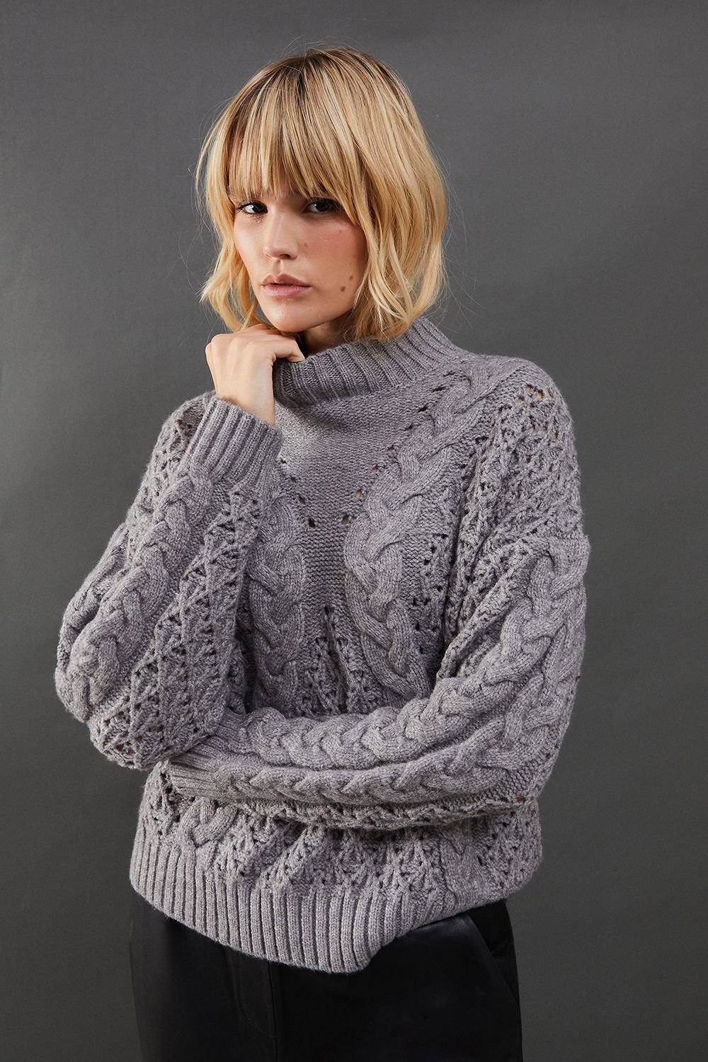 Warehouse Warehouse Women's Chunky Cable Knit Roll Neck Jumper in Grey Marl - 2