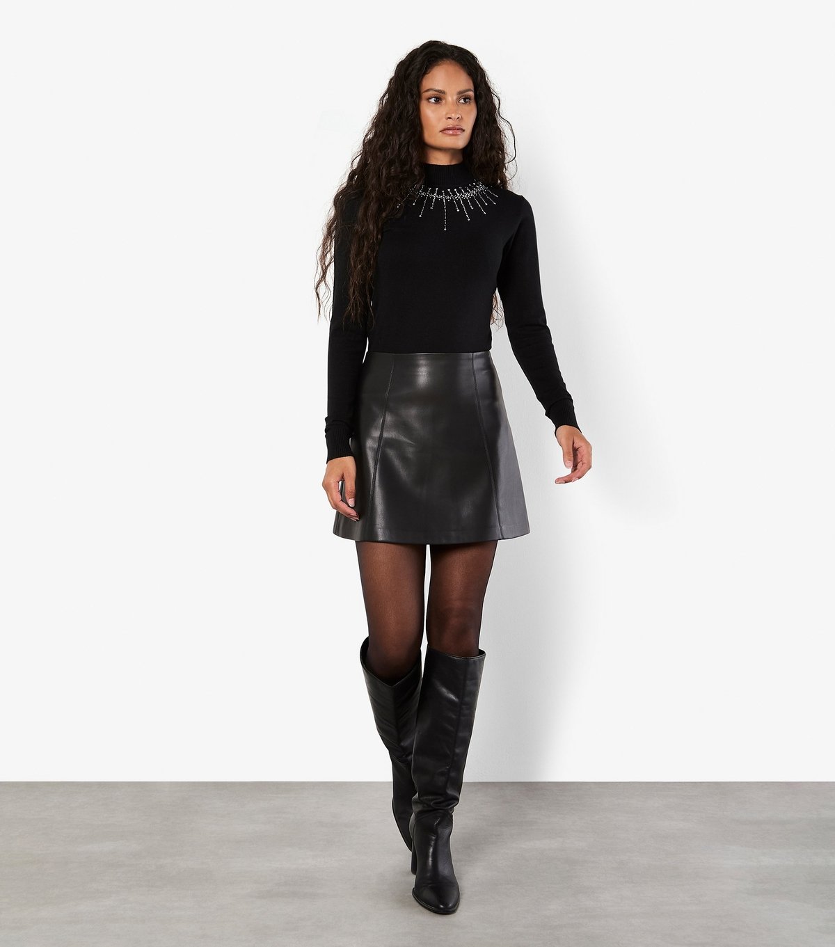 Apricot Women's Black Gem and Stud Neckline Jumper Apricot New Look - 3