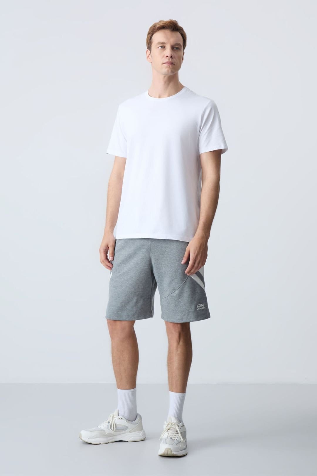 Tommy Life Men's Light Grey Fleece Sweat Shorts