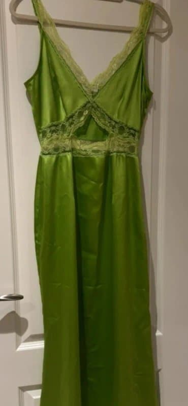 Never Fully Dressed Never fully dressed size 10